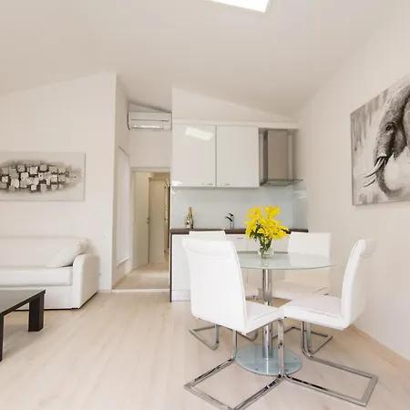 With A Parking Space - 23459 Apartament
